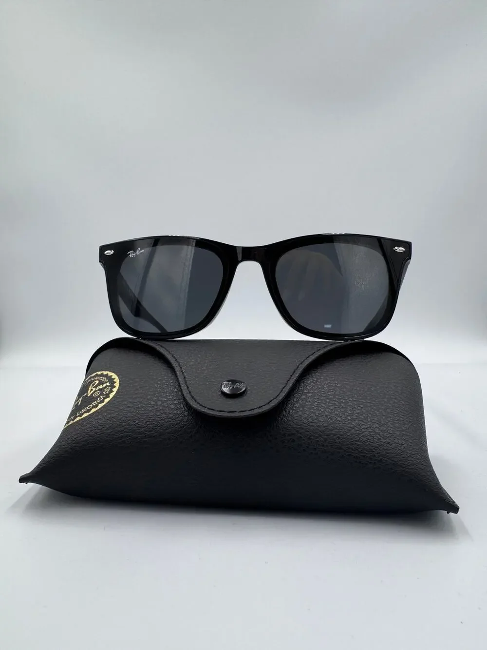 Ray-Ban RB4420 Sunglasses Black Frame Dark Grey Lens 65mm New With Box